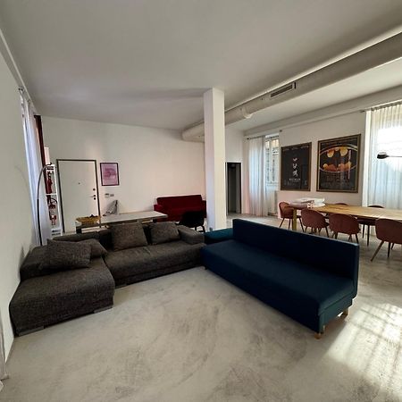 La Casa Di Wayne Villa Cologno Monzese Luaran gambar